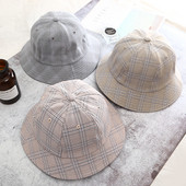 Palarie dama in carouri in mai multe culori