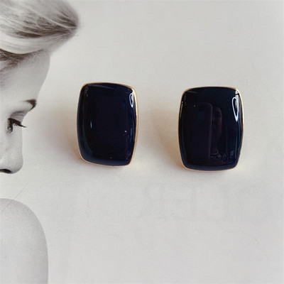 Cercei de damă cu formă dreptunghiulară - diferite culori