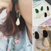 Cercei moderni de dama in doua culori