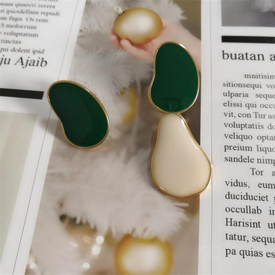 Cercei moderni de dama in doua culori