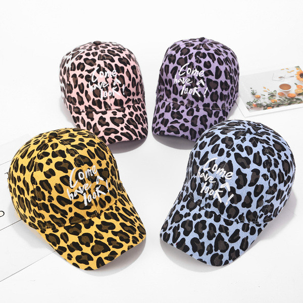 Palarie moderna pentru copii cu model animal in mai multe culori