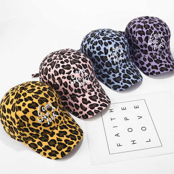 Palarie moderna pentru copii cu model animal in mai multe culori