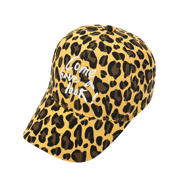 Palarie moderna pentru copii cu model animal in mai multe culori