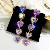 Cercei de dama actuali - cu pietre colorate