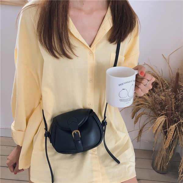 Geanta de dama moderna in negru si maro