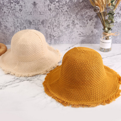 Дамска плажна шапка в няколко различни цвята 