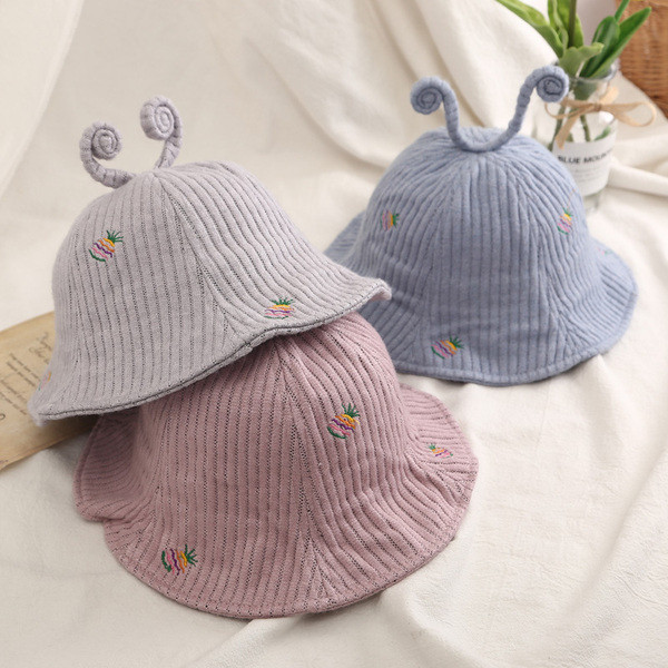 Palarie pentru copii cu element 3D in mai multe culori