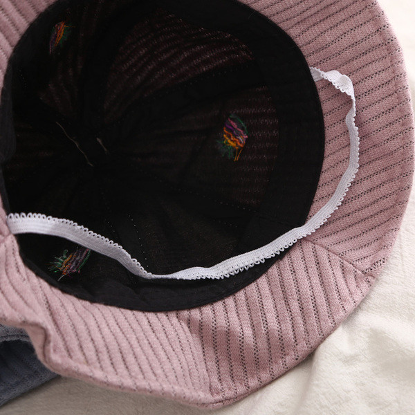 Palarie pentru copii cu element 3D in mai multe culori