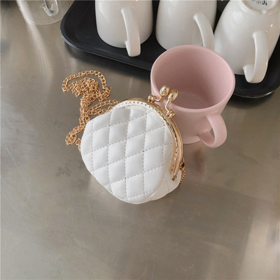 Geanta mica de dama in trei culori cu maner metalic