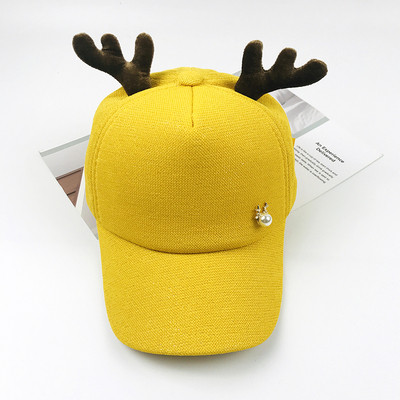 Palarie pentru copii cu vizor si element 3D in mai multe culori