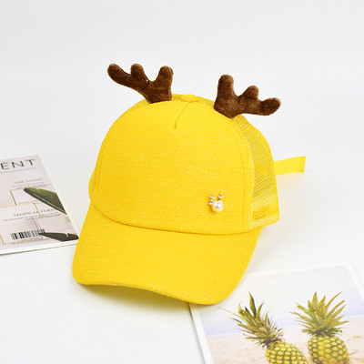 Palarie pentru copii cu vizor si element 3D in mai multe culori