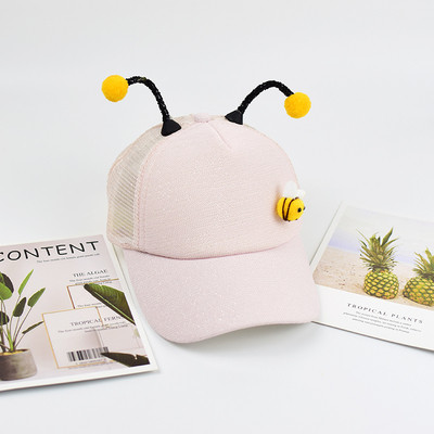 Palarie pentru copii cu vizor si element 3D in mai multe culori