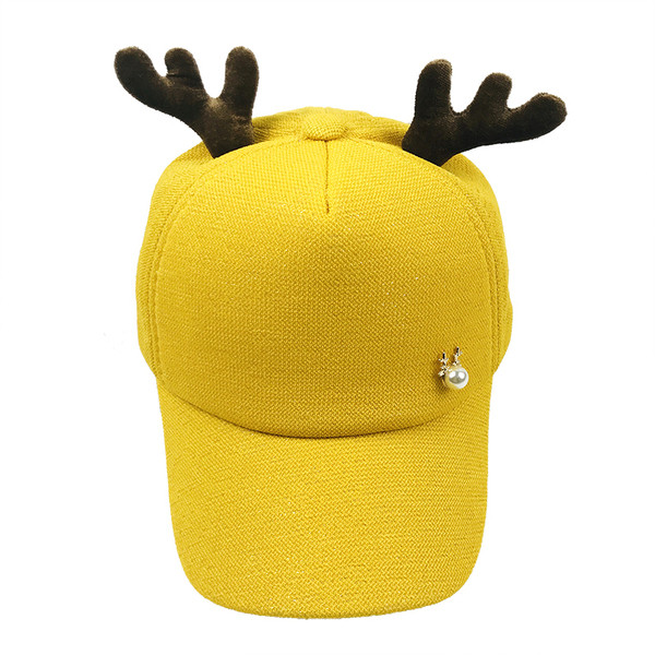 Palarie pentru copii cu vizor si element 3D in mai multe culori