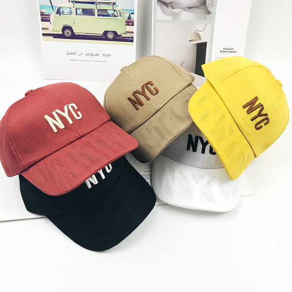 Palarie pentru copii pentru baieti cu broderie in mai multe culori