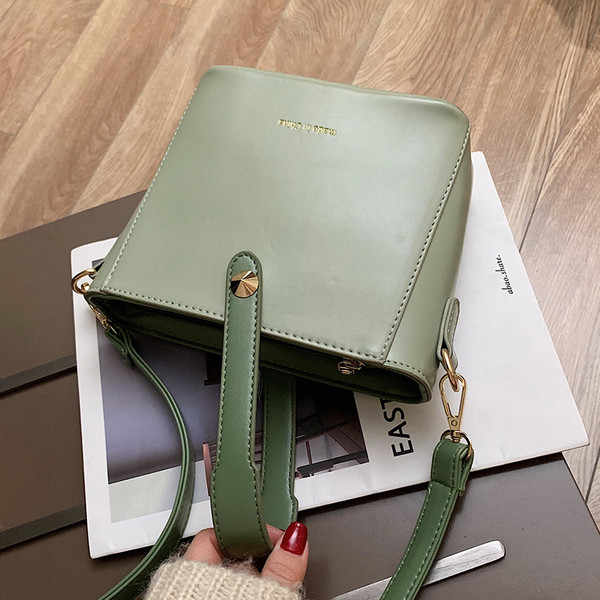 Geanta de dama din piele cu manere lungi si scurte in mai multe culori