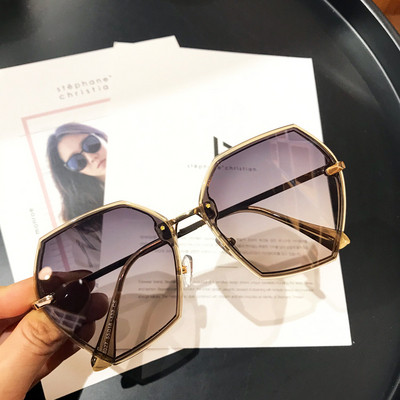 Model nou de ochelari de soare eleganti de dama in mai multe culori