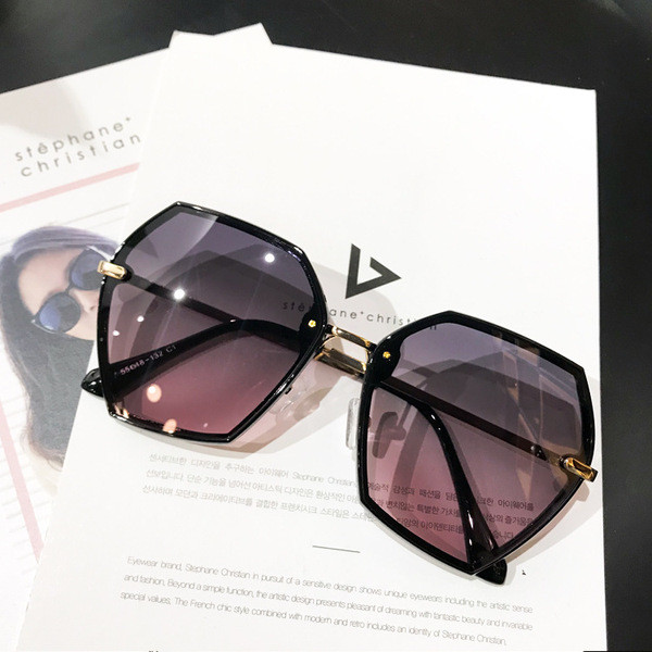 Model nou de ochelari de soare eleganti de dama in mai multe culori