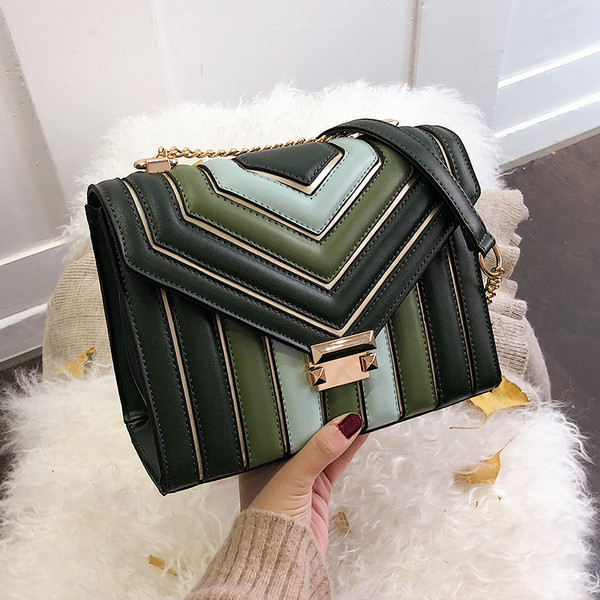 Geanta de dama eleganta cu decor metalic in trei culori