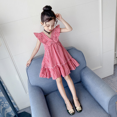 Модерна детска карирана рокля в червен и черен цват - разкроен модел