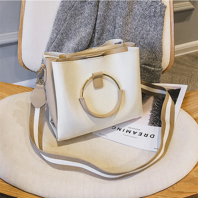 Geanta de dama din piele in trei culori