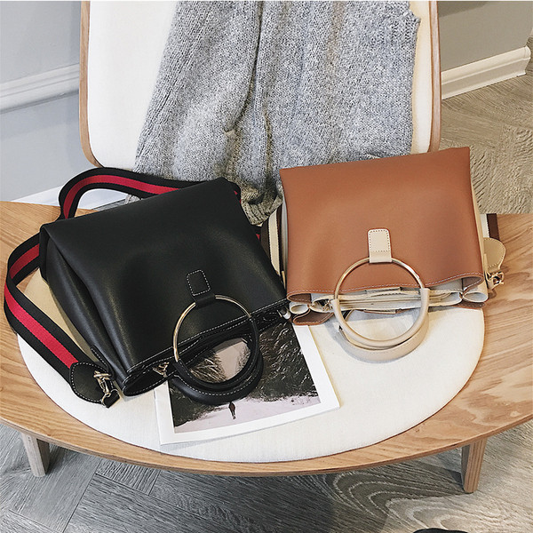 Geanta de dama din piele in trei culori