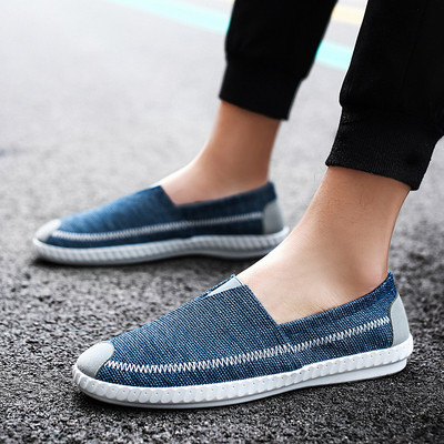 Mocasini actuali pentru bărbați în patru culori