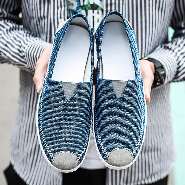 Mocasini actuali pentru bărbați în patru culori