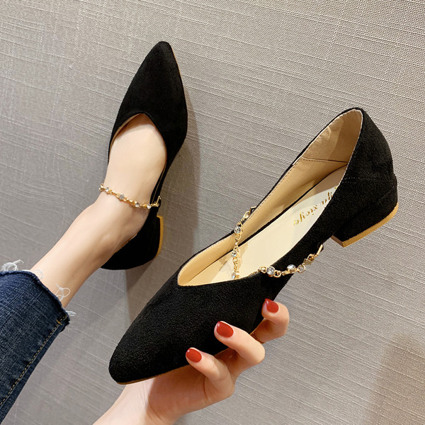 Pantofi moderni de dama cu talpa plate si lant metalic in negru si bej