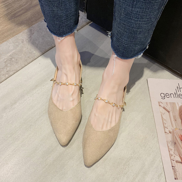 Pantofi moderni de dama cu talpa plate si lant metalic in negru si bej