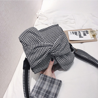 Geanta de dama moderna cu maner lung