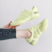 Καλοκαιρινά γυναικεία αθλητικά  παπούτσια σε λευκό και πράσινο χρώμα