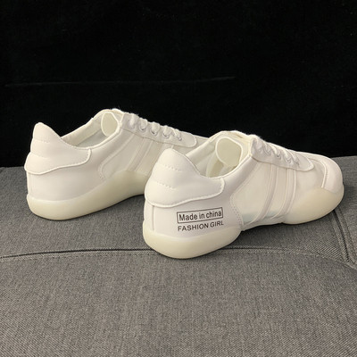 Καλοκαιρινά γυναικεία αθλητικά  παπούτσια σε λευκό και πράσινο χρώμα