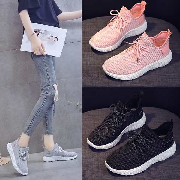 Γυναικεία αθλητικά παπούτσια - σε τρία χρώματα