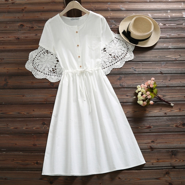 Rochie de dama moderna cu decolteu in alb si albastru