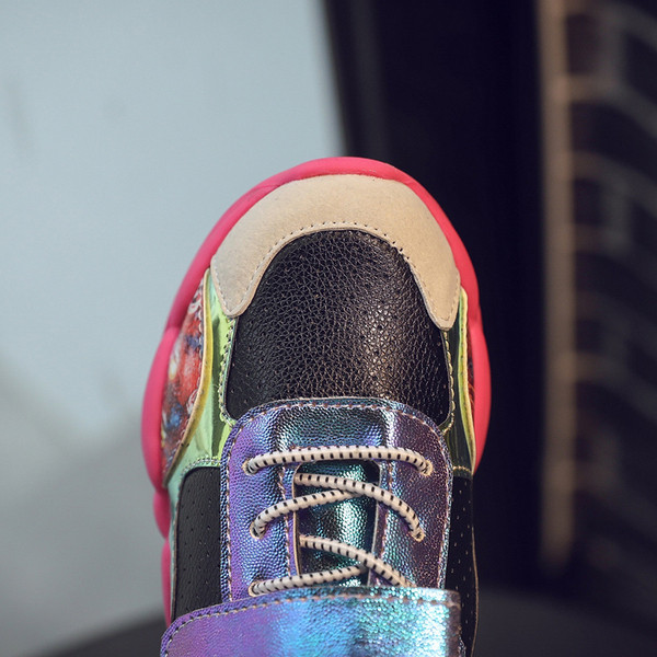 Tenisi actuali pentru copii pentru fete - in doua culori