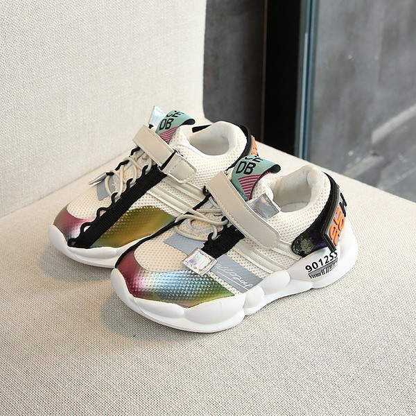 Adidași moderni pentru copii în trei culori - pentru fete și băieți