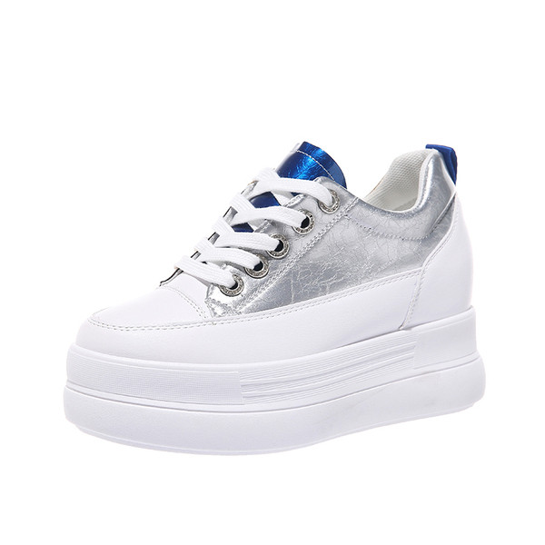 Μοντέρνα γυναικεία αθλητικά παπούτσια  με πλατφόρμα σε δύο χρώματα