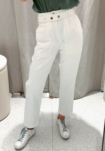 Дамски ежедневен панталон с висока талия и колан в бял цвят