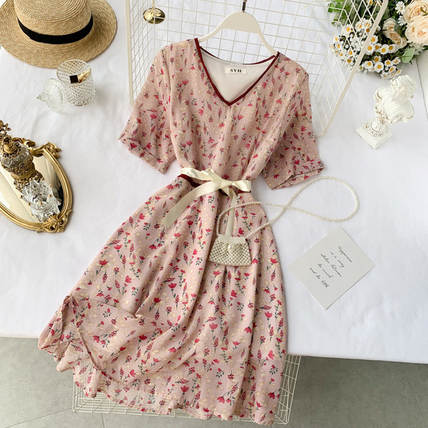 Rochie de dama cu model floral si panglica