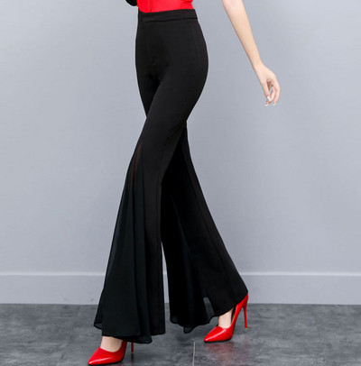 Pantaloni de dama actuali in alb-negru