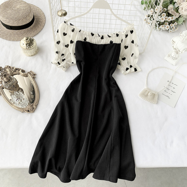 Rochie de dama cu umerii goi in negru