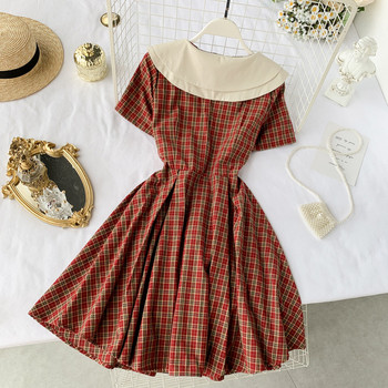 Rochie dama in carouri cu nasturi