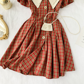 Rochie dama in carouri cu nasturi