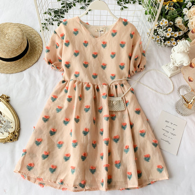 Дамска рокля с бродерия в два цвята