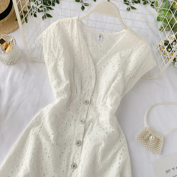 Rochie de dama din dantela cu nasturi in alb si verde