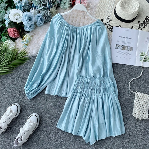 Set modern pentru femei din două părți în culori deschise și închise