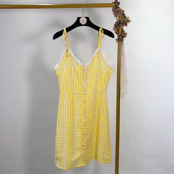 Rochie scurta dama in carouri cu bretele subtiri