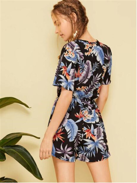 Salopeta de dama actuala cu decolteu in V si model floral