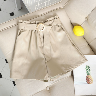 Pantaloni scurti de dama din imitatie de piele cu curea in trei culori