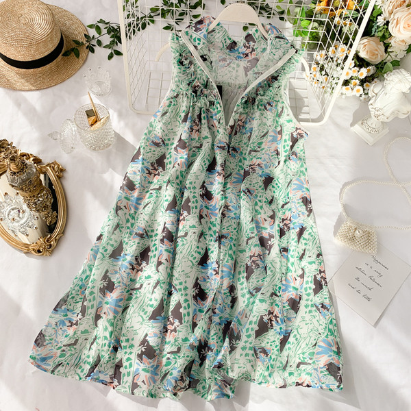 Rochie de dama colorata cu decolteu O